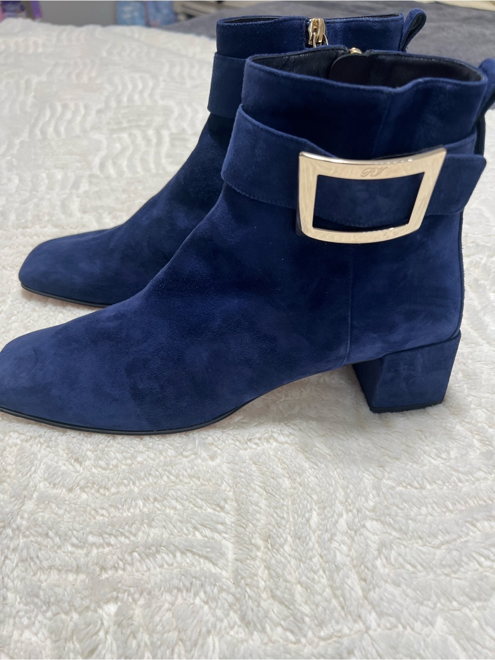 Roger Vivier Polly Blue Suede Buckle Ankle Boots Size 41 Made in Italy - Picture 6 of 14